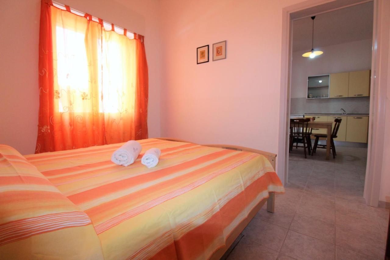 Trilocale Arancione Climatizzato Con Terrazza Panoramica Leilighet Torre San Giovanni Ugento Eksteriør bilde